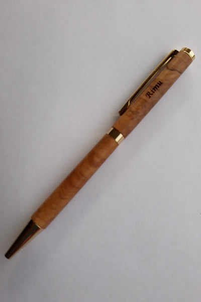 Handcrafted Pen - Rimu